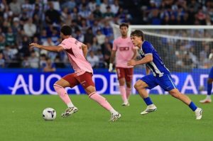 Dep. La Coruna vs Valencia CF (00:30 – 31/08) | Xem lại trận đấu