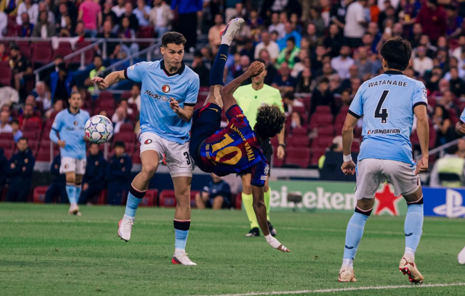 Barcelona vs Feyenoord (23:45 – 09/09)